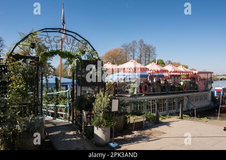 Peggy Jean Riverside restaurant, Riverside Green, Richmond, London, TW9, England, UK Stock Photo