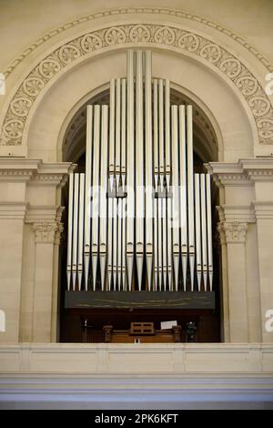 Organ, interior view of the Basilica of Our Lady of the Rosary in Fatima in central Portugal, Fatima, Portugal Stock Photo