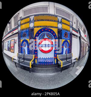 Motif on the theme of an arch by Annabel Grey, station platform at Marble Arch Underground station, London Stock Photo