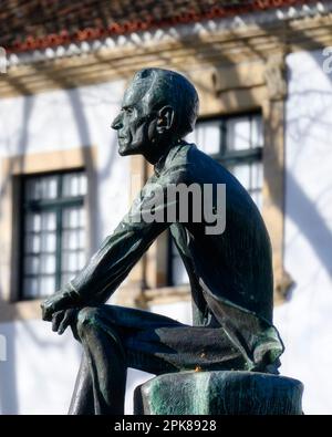 Amarante, Portugal - February 17, 2023: Statue of Teixeira de Pascoaes in the main city square. The small town is a tourist attraction. Stock Photo