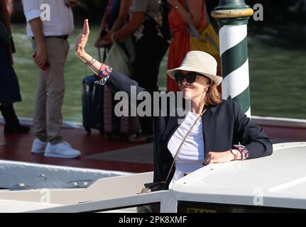 VENICE, ITALY - SEPTEMBER 05: Sigourney Weaver arrives at the Hotel Excelsior during the 79th Venice Film Festival on September 05, 2022 in Venice Stock Photo