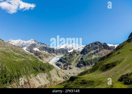 Gepatsch glacier in the Kaunertal valley Stock Photo