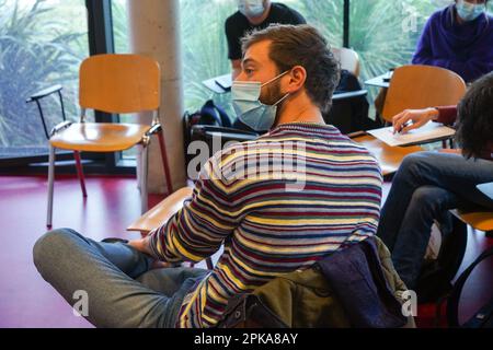 Emergency medicine students attends a circumstantial emergency simulation course led by two emergency physicians. Stock Photo