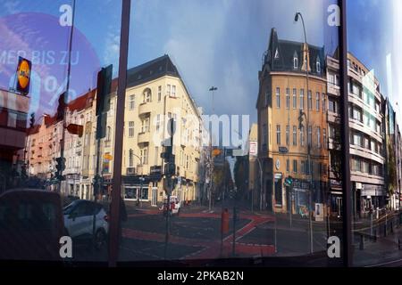 30.10.2022, Germany, , Berlin - Apartment buildings on Tempelhofer Damm are reflected in a glass facade. 00S221030D238CAROEX.JPG [MODEL RELEASE: NO, P Stock Photo