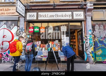 England, London, Spitalfields, Brick Lane, Bookshop Stock Photo
