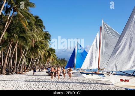 Traditional boats at White Beach, Station 2, Barangay Balabag, Boracay Island, Visayas Island Group, Philippines Stock Photo