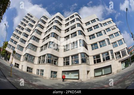 Shell House, Reichpietschufer, Tiergarten. Mitte, Berlin, Germany Stock Photo