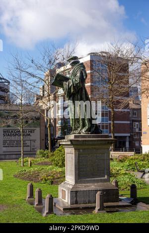27 March 2023, Rotterdam, Netherlands, Climate activists blindfold Desiderius Erasmus statue by sculptor Hendrick de Keyser, as well as statues across Stock Photo