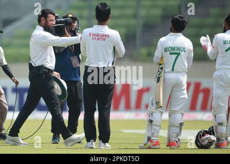 Aleem Dar PP is a Pakistani cricket umpire and former cricketer. He is a member of the Elite Panel of ICC Umpires, Bangladesh-Ireland test match is hi Stock Photo