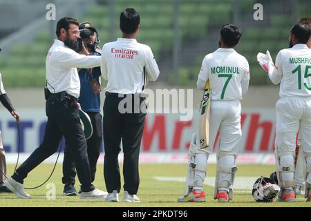 Aleem Dar PP is a Pakistani cricket umpire and former cricketer. He is a member of the Elite Panel of ICC Umpires, Bangladesh-Ireland test match is hi Stock Photo