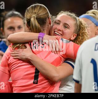 06 Apr 2023 - England v Brazil - Women’s Finalissima - Wembley Stadium  Mary Earps and Katie Robinson celebrate England winning the UEFA Women's Finalissima 2023 at Wembley as they beat Brazil 4-2 on penalties. Picture : Mark Pain / Alamy Live News Stock Photo