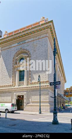 Brooklyn Academy of Music Peter Jay Sharp Building, is a Renaissance Revival style cultural center of brick and polychrome terra cotta. (NE corner) Stock Photo