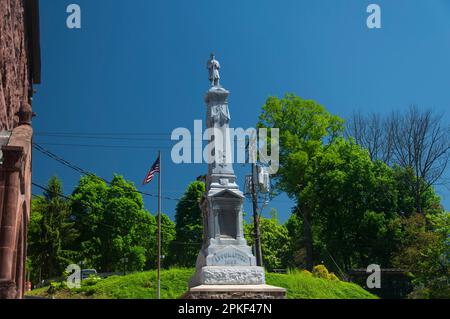 The historic civil war monument in Jim thorpe pennsylvania on a sunny blue sky day. Stock Photo
