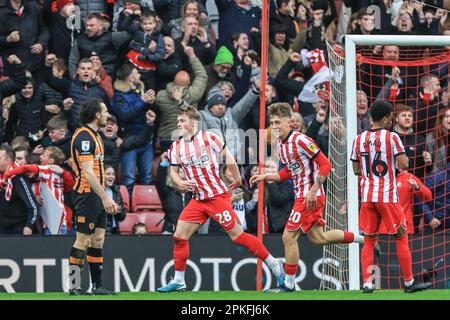 Joe Gelhardt of Hull City celebrates his goal during the Sky Bet ...