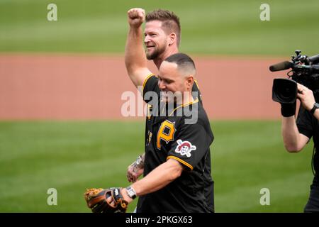 A.J. Burnett, Russell Martin to have Pirates reunion