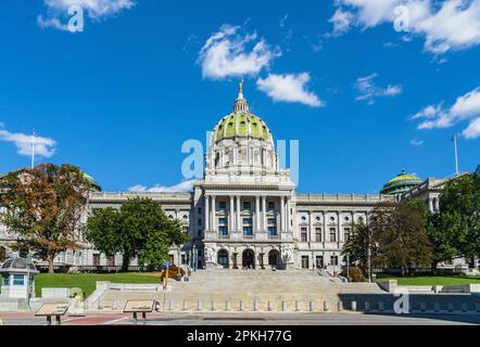 Harrisburg, PA - September 26, 2021: Wide angle view of the Beaux-Arts style Pennsylvania State Capitol building, Harrisburg, Pennsylvania, USA. Stock Photo