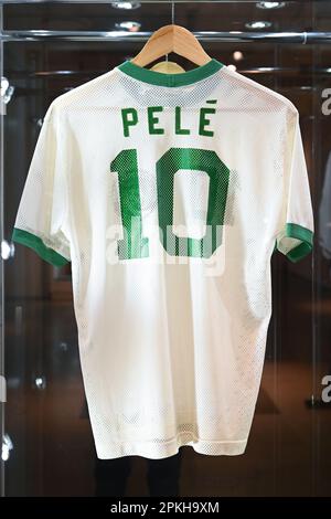 Pele 1975 New York Cosmos 'Triumphant Debut' Match Worn Jersey on