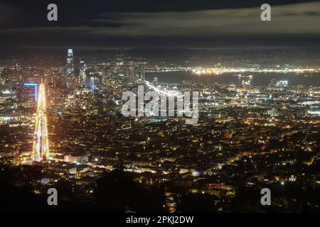 San Francisco, United States. 07th Apr, 2023. The skyline of San Francisco at night. San Francisco is one of the most important cities in the United States of America, it is a economic, technology and transportation center to connect the world. As well, million of people visit San Francisco every year. The downtown San Francisco is one of the iconic places in the city and the the skyline at night of San Francisco is pretty. Credit: SOPA Images Limited/Alamy Live News Stock Photo