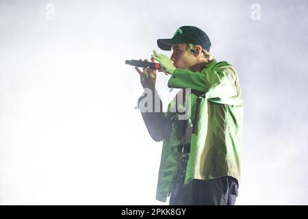 Madison, USA. 07th Apr, 2023. The Kid Laroi (Charlton Kenneth Jeffrey Howard) at Alliant Energy Center on April 7, 2023, in Madison, Wisconsin (Photo by Daniel DeSlover/Sipa USA) Credit: Sipa USA/Alamy Live News Stock Photo