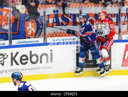 VŠxjš, Sweden, 8 April, 2023  Semifinal 5 Vaxjo Lakers - Frolunda HC  Vaxjo Lakers wins game by 3-2   Credit: Peo Mšller/Alamy Live News Stock Photo