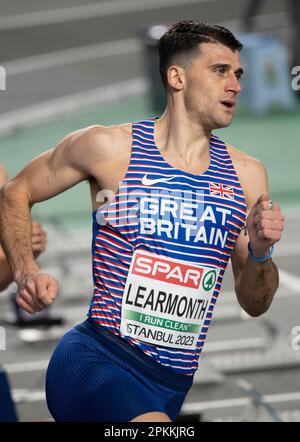 Guy Learmonth of Great Britain & NI competing in the men’s 800m semi final at the European Indoor Athletics Championships at Ataköy Athletics Arena in Stock Photo