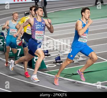 Guy Learmonth of Great Britain & NI competing in the men’s 800m semi final at the European Indoor Athletics Championships at Ataköy Athletics Arena in Stock Photo