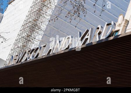 New Scotland Yard building, the Curtis Green Building, on the Victoria Embankment, London, UK Stock Photo