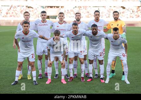 Turin, Italy, 8th April 2023. The AS Roma starting eleven line up for a team photo prior to kick off, back row ( L to R ); Ola Solbakken, Gianluca Mancini, Diego Llorente, Bryan Cristante, Chris Smalling and Rui Patricio, front row ( L to R ); Paulo Dybala, Nicola Zalewski, Leonardo Spinazzola, Georgina Wijnaldum and Stephan El Shaarawy, in during the Serie A match at Stadio Grande Torino, Turin. Picture credit should read: Jonathan Moscrop / Sportimage Stock Photo