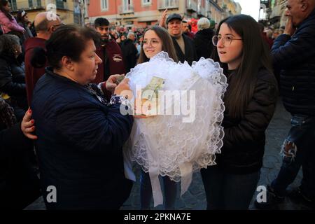 Pagani, Italy. 07th Apr, 2023. Pagani, Salerno, Italy - April 07, 2023:On Good Friday afternoon, a procession of faithful of the various religious archconfraternities, accompanies the statue of the Dead Christ and the Virgin of Sorrows through the streets of the historic center. By singing ancient passages and praying they remember the pain of Our Lady for the death of her son Jesus. (Photo by Pasquale Senatore/Pacific Press) Credit: Pacific Press Media Production Corp./Alamy Live News Stock Photo