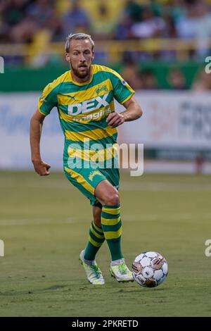 St. Petersburg, United States. 08th Apr, 2022. St. Petersburg, FL: Tampa  Bay Rowdies forward Felix Schröter (10) dribbles the ball during a USL  soccer game against Miami FC, Saturday, April 8, 2023, at Al Lang Stadium.  The Rowdies defeated Miami F