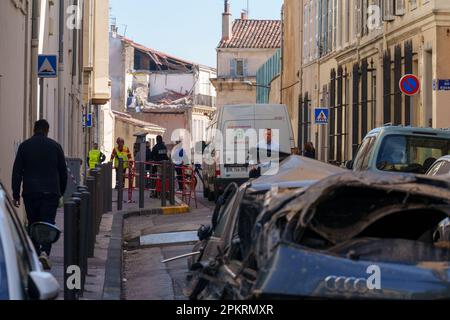 Sylvain Rostaing / Le Pictorium -  Building collapse at 17 rue Tivoli in Marseille -  9/4/2023  -  France / Bouches-du-Rhone / Marseille  -  Collapse of a building at 17 rue Tivoli in Marseille following an explosion in the night. Between 8 and 10 people are still missing Stock Photo