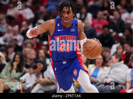 CHICAGO, IL - APRIL 09: Chicago Bulls forward Dalen Terry (25) in action  during a NBA game between the Detroit Pistons and the Chicago Bulls on  April 9, 2023 at the United