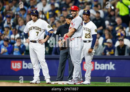 Brewers bring back all coaches except Carlos Subero for 2020