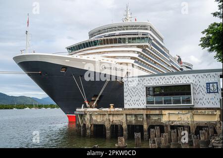 A front on view of the docked Cunard cruise liner Queen Elizabeth at the Cairns Port Authority wharf, Queensland, Australia. Stock Photo