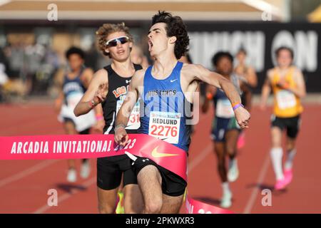 Carson Hedlund (2276) of Pioneer wins the rising stars mile in 4:15.47 during the Arcadia Invitational high school track meet, Saturday, April 8, 2023, in Arcadia, Calif. Stock Photo