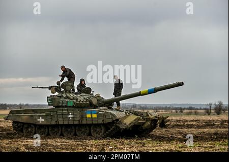 Tank Offensive Operations UKRAINE - APRIL 5, 2023 - A T-72 tank is pictured during the training ...