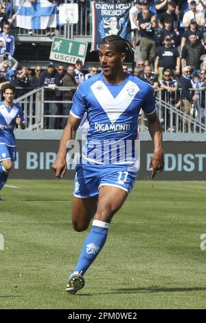 Brescia, Italy. 10th Apr, 2023. Florian Aye of Brescia FC during Brescia FC vs Ternana Calcio, 32° Serie BKT 2022-23 game at Mario Rigamonti stadium in Brescia, Italy, on April 10, 2023. Credit: Live Media Publishing Group/Alamy Live News Stock Photo