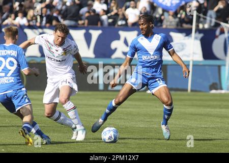 Brescia, Italy. 10th Apr, 2023. Francesco Di Tacchio of Ternana Calcio competes for the ball with Florian Aye of Brescia FC during Brescia FC vs Ternana Calcio, 32° Serie BKT 2022-23 game at Mario Rigamonti stadium in Brescia, Italy, on April 10, 2023. Credit: Live Media Publishing Group/Alamy Live News Stock Photo