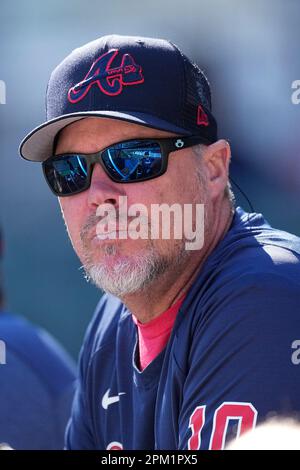 Atlanta Braves hitting consultant Chipper Jones (10) watches