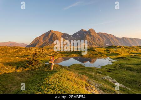 France, Isere (38), Matheysine, hiking at the lake Pin, in the Taillefer massif, Taillefer summit (2857 m) Stock Photo