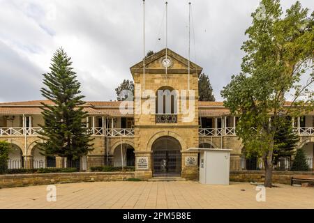 Court of Justice from the British colonial period at Atatürk Square in Nicosia. Built by the British in 1901 from yellow sandstone in Lefkoşa Türk Belediyesi, Cyprus Stock Photo