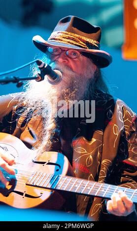 Baby Gramps performing at the 2010 Sydney Festival in Australia as part of the Rogues Gallery, a flexible and changing group of international vocalists and musicians who periodically tour and travel the world to perform pirate songs and seafaring ballads. Stock Photo