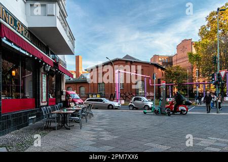 Lal Haweli Indian restaurant & Universal hall, Event Location in old waterworks buidling, Gotzkowskystraße street view,Moabit-Mitte,Berlin Stock Photo