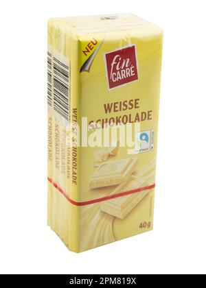 5 Tafeln Fin Carre Edel Rahm Weiße Schokolade mit Verpackung und Siegeln  Stock Photo - Alamy