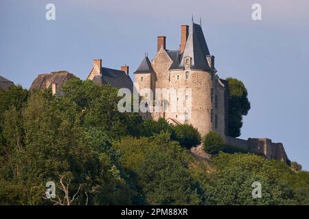 France, Mayenne, Sainte Suzanne, labelled Les Plus Beaux Villages de France (The Most Beautiful Villages of France), the castle from the 17th century, built by Guillaume Fouquet de la Varenne Stock Photo