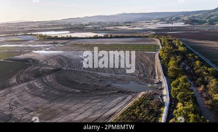 Pajaro, Calif. - March 26: The repaired Pajaro River levee on March 26, 2023. The flood ruined $330,0000 worth of strawberry and Raspberry crops. (Photo by Paul Kuroda for The Washington Post)s. Paul Kuroda/Alamy Stock Photo Stock Photo