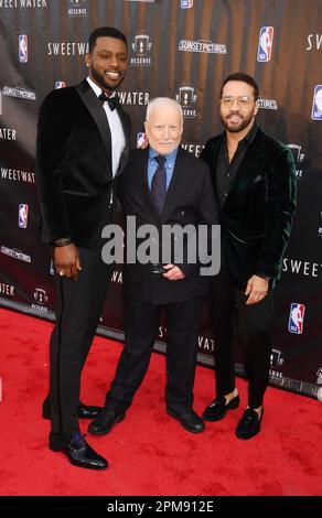 BURBANK, CALIFORNIA - APRIL 11: (L-R) Everett Osborne, Richard Dreyfuss and Jeremy Piven attend the Los Angeles premiere of 'Sweetwater' at Steven J. Stock Photo