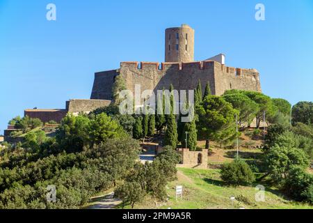 The old medieval fortress Saint-Elme on a hill between Collioure and Port Vendres, Pyrénées-Orientales, Languedoc-Roussillon, South France, France, Eu Stock Photo