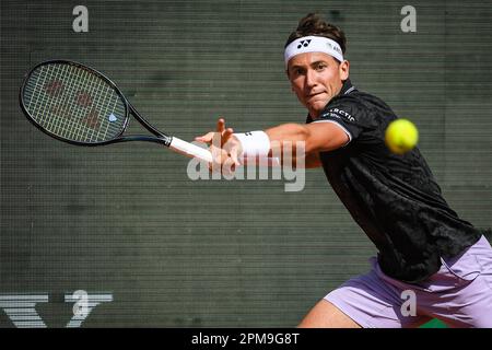 Monte Carlo, Monaco. 12th Apr, 2023. CASPER RUUD of Norway in action against B. van de Zandschulp of the Netherlands during day four of the Rolex Monte-Carlo Masters at the Monte-Carlo Country Club in Monte Carlo, Monaco. Ruud won 7:5, 7:6. (Credit Image: © Matthieu Mirville/ZUMA Press Wire) EDITORIAL USAGE ONLY! Not for Commercial USAGE! Stock Photo