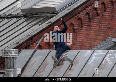 An Inmate makes it up on the roof at HM Prison Manchester aka Strangeways, Manchester, United Kingdom, 12th April 2023  (Photo by Ben Roberts/News Images) Stock Photo